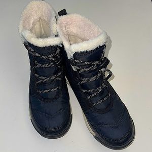 SOREL GIRL’S SIZE 3 WHITNEY WATERPROOF BLACK/FAUX FUR LINING BOOT/TOGGLE